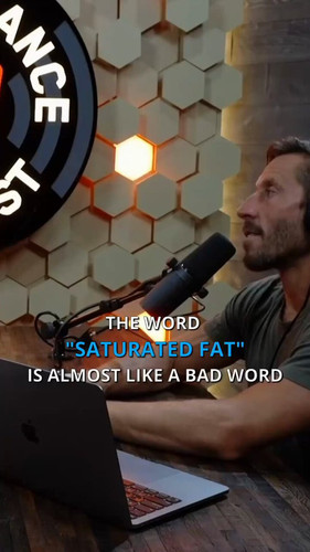 3Jj0kd72KEAdOfZe.jpg