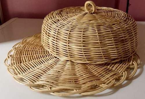 tudung saji.jpg