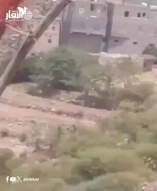 Er4tAy3QfmcNVk F.jpg