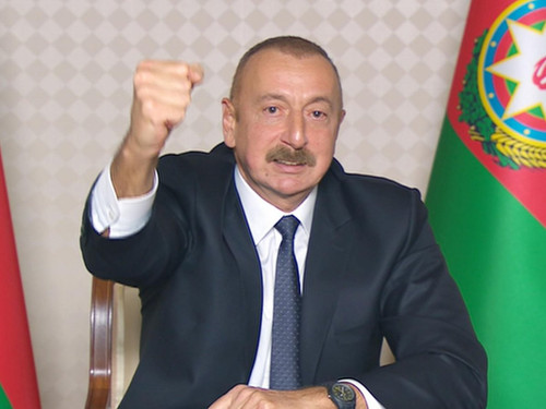 GuyqF5VW4AAzBeh.jpg