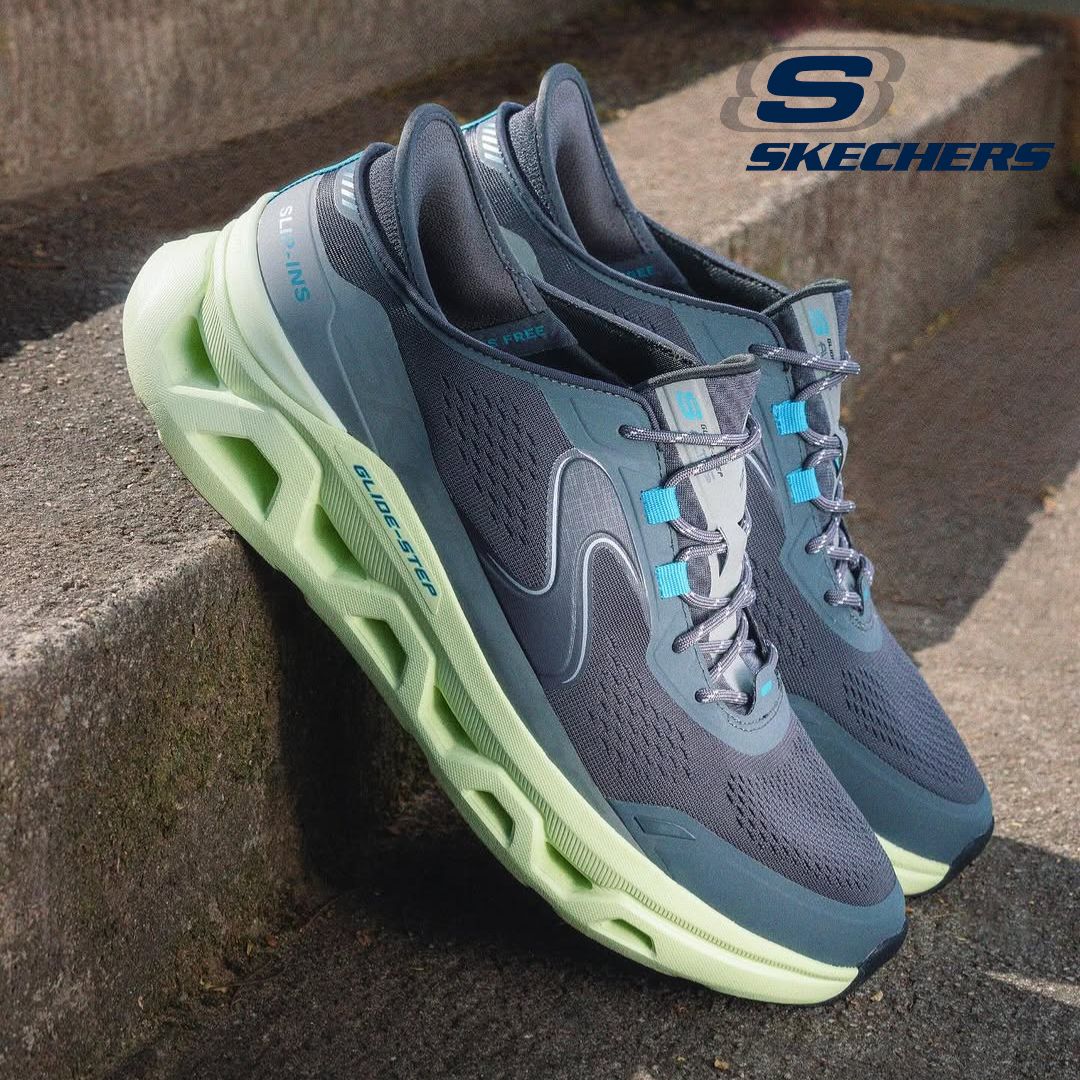 Tênis Skechers Glide-Step Altus