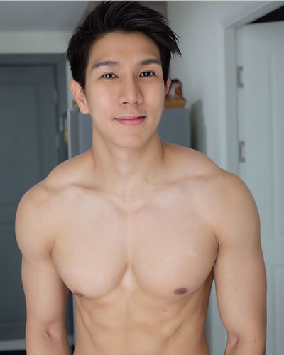 hothunk thailand 53879248 149797952713437 4587498139334046749 n.jpg