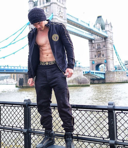 hothunk thailand 53513393 555120081648468 3818042410955434250 n.jpg