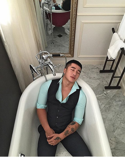 hothunk vietnam 30909649 384158232060736 6940641011165036544 n.jpg