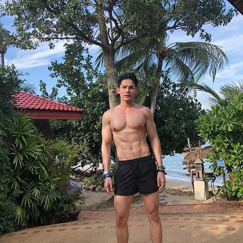 hothunk thailand 54511313 129542111443909 7066423840422175032 n.jpg