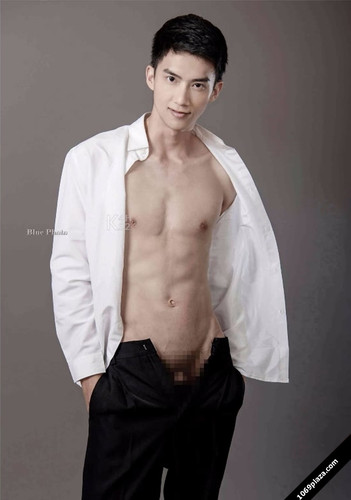 Bluephoto25 03.jpg