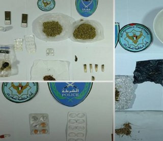 🛑ألقت شرطة مكافحة المخدرات، اليوم السبت، القبض على تسعة أشخاص في رام الله يشتبه بتعاطيهم مواد مخدرة في قضايا منفصلة، وضبطت بحوزتهم مواد يشتبه أنها مخد...