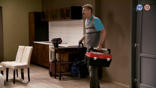 Susedia.S04.E01.1080p.WEB DL.AAC2.0.H.264 RgN.mkv snapshot 05.51 [2025.08.15 22.57.30].jpg