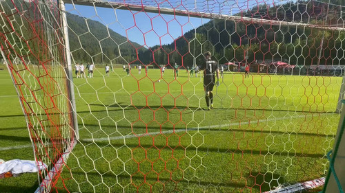 f2FjRE QpuIpspXw.jpg