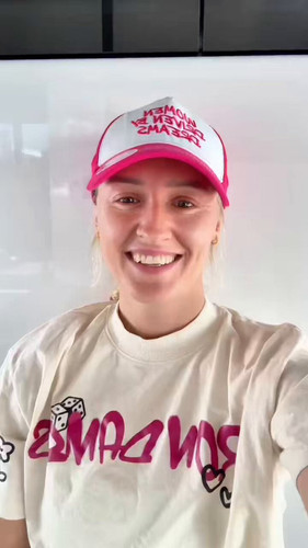 9I AkVO8Uek0O4pT.jpg