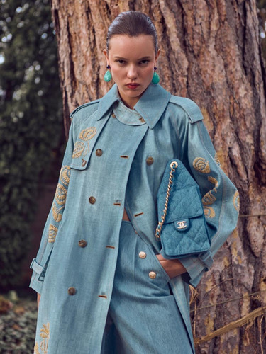 Anna Hoyos Editorial05.jpg