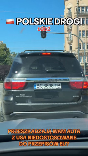 zO Y4emrZSq9E1R9.jpg