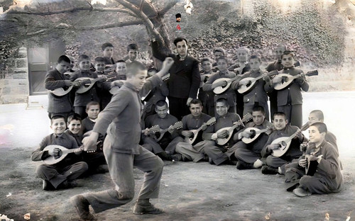 AXhxIrA 8NgA6 U0.jpg