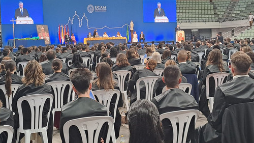 GvB7Jz WIAAR0vl?format=jpg.jpg