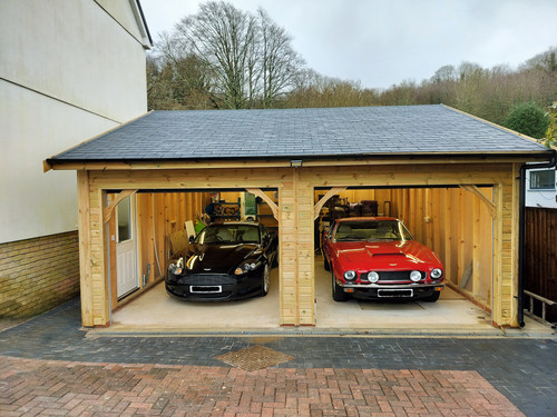 Wood Garage 1.jpg