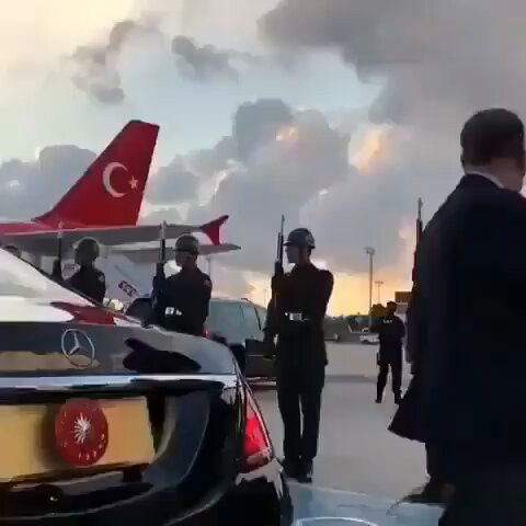 Lz9oWbBuWHj7S c5.jpg