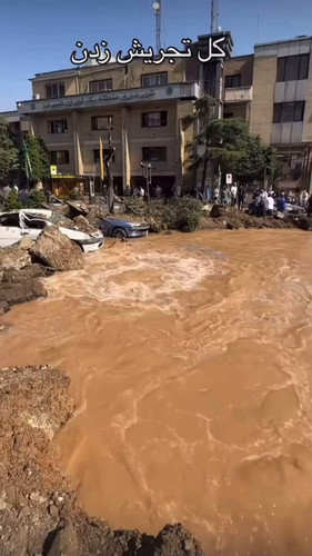 p XE6PoHziwqlsLO.jpg