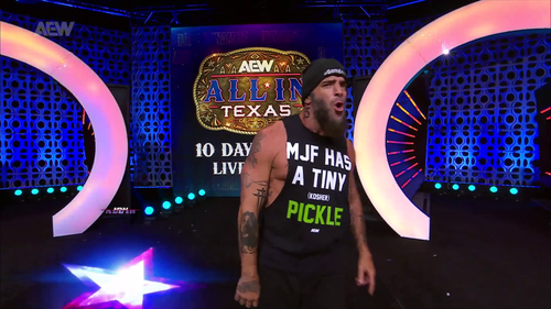 vlcsnap 2025 07 04 23h22m00s142