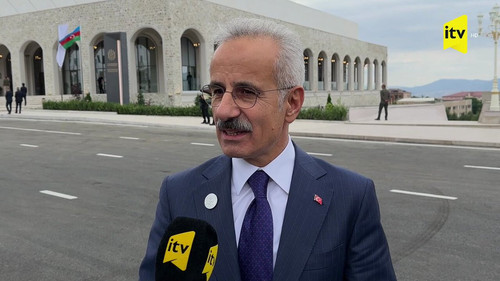 PYWx5MD0kuV V3vA.jpg