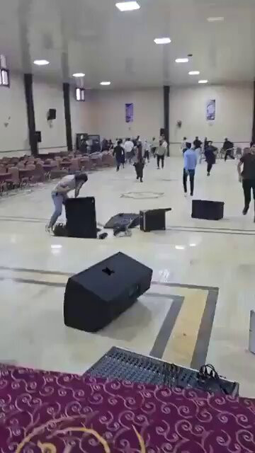 oNkhiF9HGZXoH0BM.jpg
