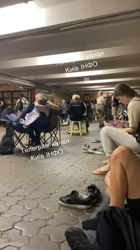 BvJUL2HhFS1weRyT.jpg