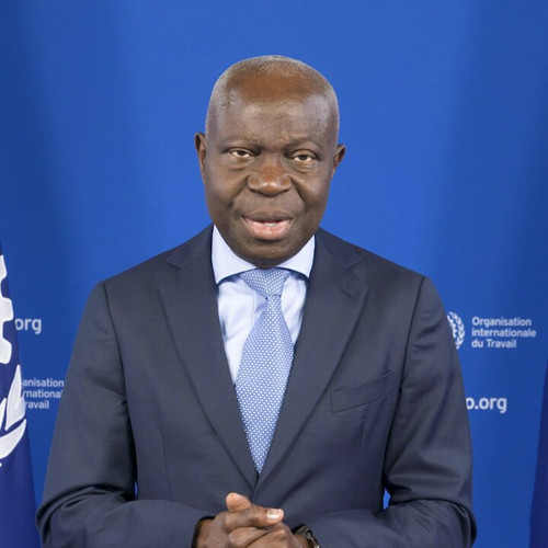 TlQi2eyqov dNVzH.jpg