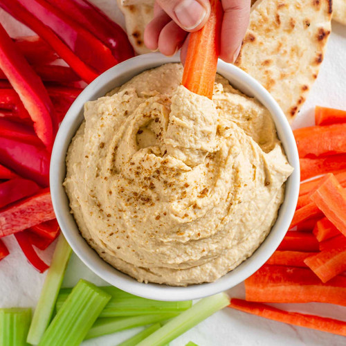 5 Minute Creamy Hummus Featured.jpg