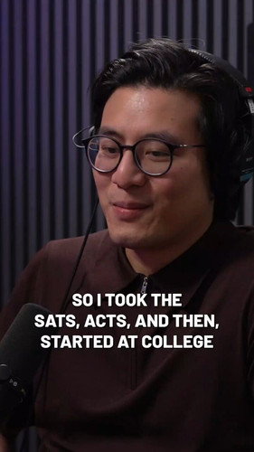 M ty5UogJHHpVFEl.jpg