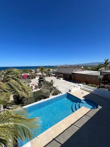 9729005F 01E2 4299 844C D2E5866C21B3.jpg