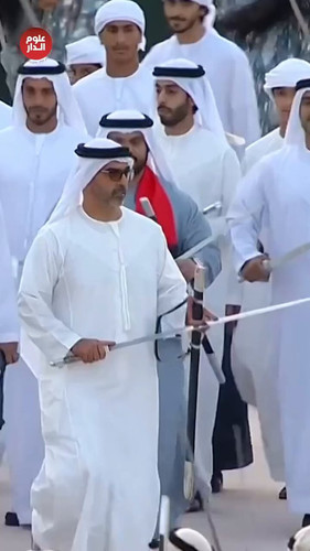 asI6dxB2S7elKCuN.jpg