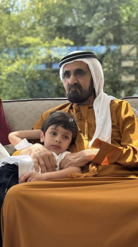 GvDDHCOXUAE3 SG.jpg