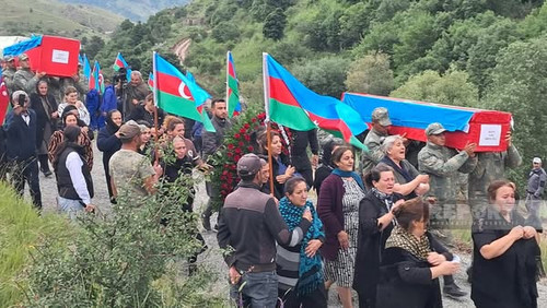 515258332 122215791224146263 1653716263319512838 n.jpg?stp=dst jpg s600x600 tt6& nc cat=107&ccb=1 7&.jpg