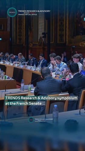 7fDvCx Vzc9Qrrvh.jpg