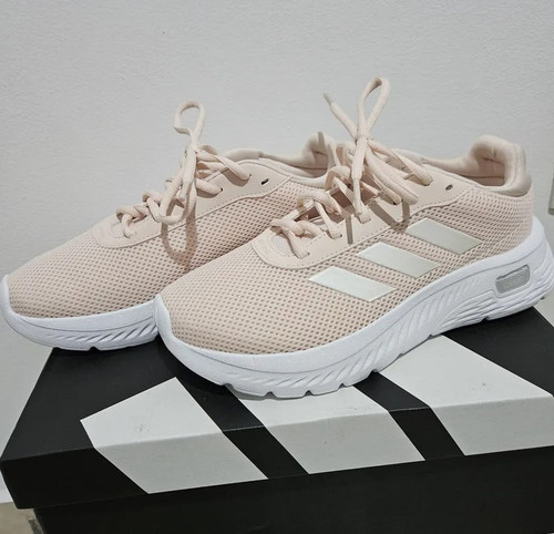 Tênis Cloudfoam Comfy.jpg