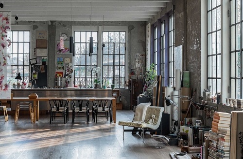 The+Nordroom+ +An+Industrial+Artist+Loft+in+Italy+With+Jaw+Dropping+Windows 1.jpg