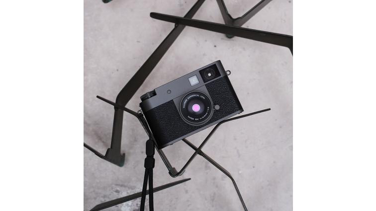 None Fujifilm X Half hands-on: whimsical, refreshing, and simply fun