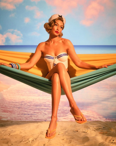 Gigi Hadid Havaianas Collaboration Campaign02.jpg