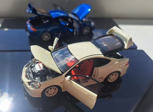 HONDA INTEGRA Type R 1/43スケール 3-5.jpg