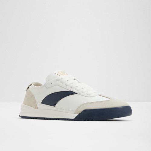 clubmtl white 120 002 029 alt3 sq nt 1200x1200.jpg