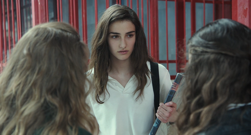 Veronica Paco Plaza (2017) (720p).mkv 002927794.png