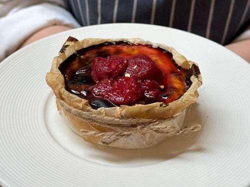 Strawberry basque cheesecake.jpg