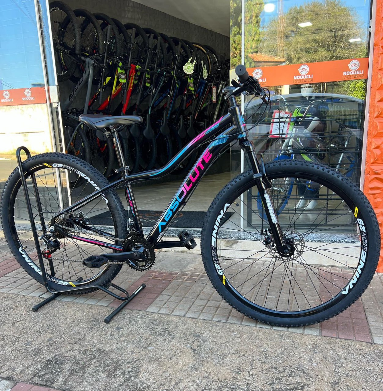 Bicicleta Aro 29 Krw Alum Shimano Tz 24vel Freio A Disco S60 Cor Preto/Pink e Azul