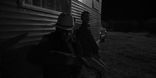 Dark.Winds.S02E01.Na'nilkaadii.1080p.BluRay.EN.DD+5.1.x265 Ghost.mkv snapshot 02.23 [2025.07.24 19.3