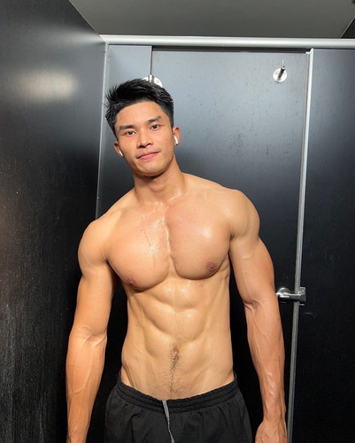 asianmengrid 1720565207 3408670480352706458 6913231811.jpg