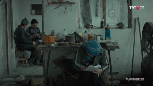 Mavi.Bisiklet.2016.Yerli.720p.HDTV.x264.AC3.HdT.mkv 003446716.png
