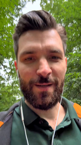 4J2SCxZE4fNfeL f.jpg