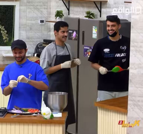 Pe89CgwLKyHUJwv .jpg