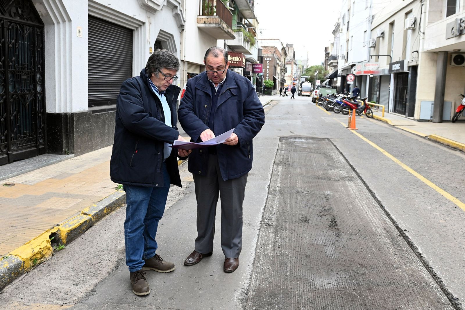 Poletti: “Continuaremos bacheando para que los santafesinos transiten en condiciones óptimas”