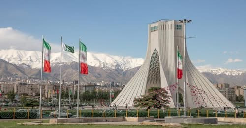 11777604414990777923?url=https%3A%2F%2Fwww.baki xeber.com%2Fmedia%2F2025%2F07%2F31%2Firan azadi.jpg%.jpg