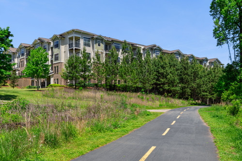 C244310 AldridgeAtTownVillage PATH 04 01.jpg